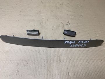 Панель подсветки номера NISSAN ROGUE 08-15