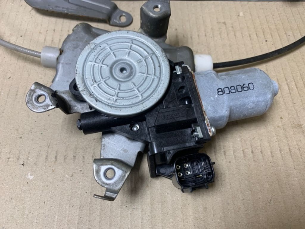 82721-JM00A | Склопідйомник задн. лів. NISSAN ROGUE 08-15 - Фото 3
