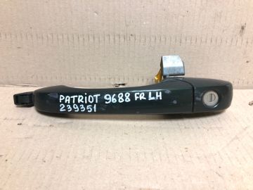 Ручка двері зовнішня передн. лів. JEEP PATRIOT 10-17