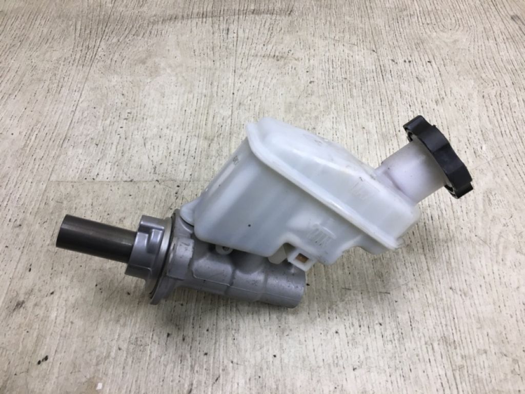 58510-2K820 | Головний гальмівний циліндр KIA SOUL AM 08-13