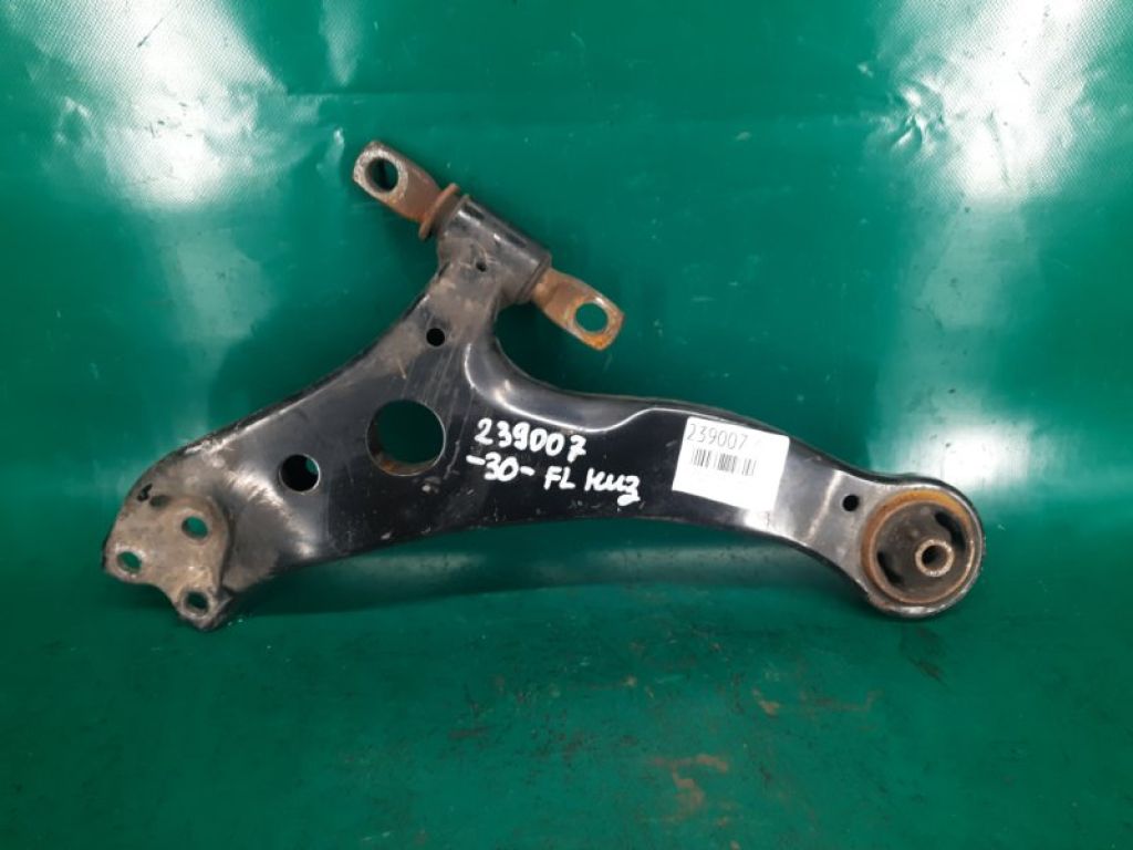 48069-06070 | Рычаг передней подвески нижний лев. TOYOTA CAMRY 30 02-06