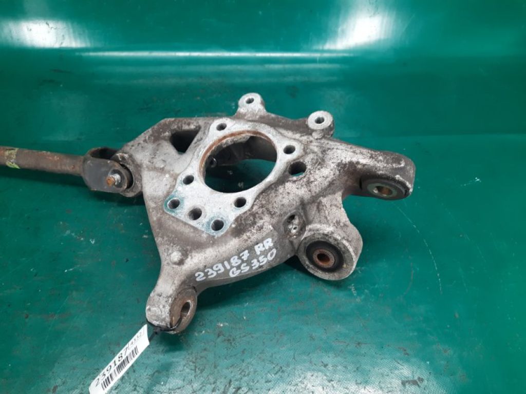42304-30090 | Цапфа задн. прав. LEXUS GS350 GS300 05-11