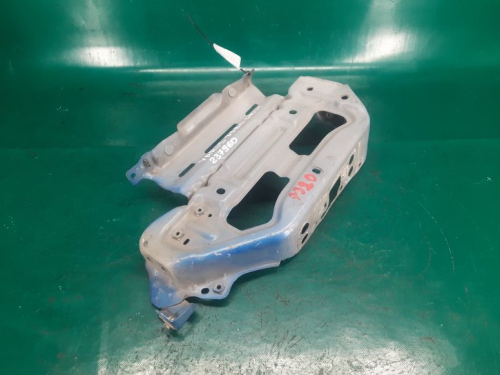 53203-52903 | Панель передняя лев. TOYOTA YARIS 05–11