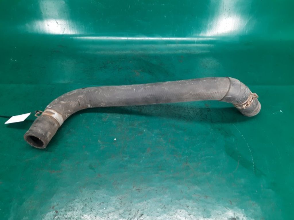 16572-31180 | Патрубок системы охлаждения LEXUS GS350 GS300 05-11 - Фото 3