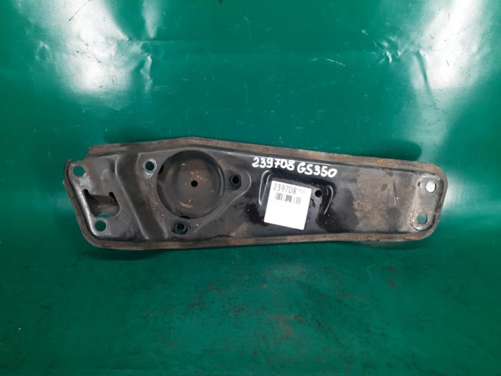 57209-30030 | Балка під КПП LEXUS GS350 GS300 05-11