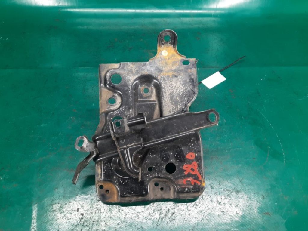 74410-52020 | Полка аккумулятора TOYOTA YARIS 05–11 - Фото 4