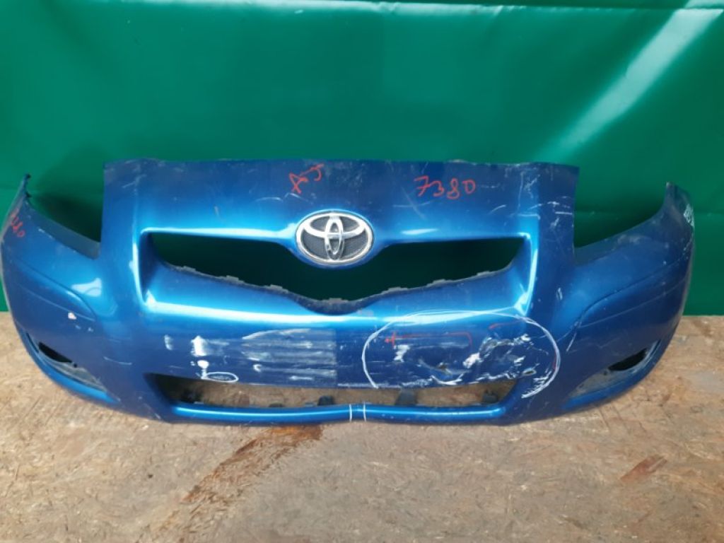 52119-52961 | Бампер передній TOYOTA YARIS 05–11