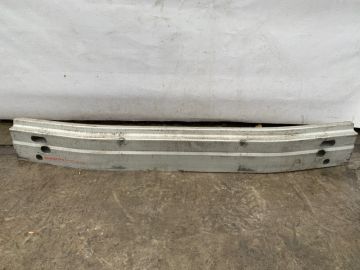 Підсилювач переднього бампера TOYOTA HIGHLANDER 01-07