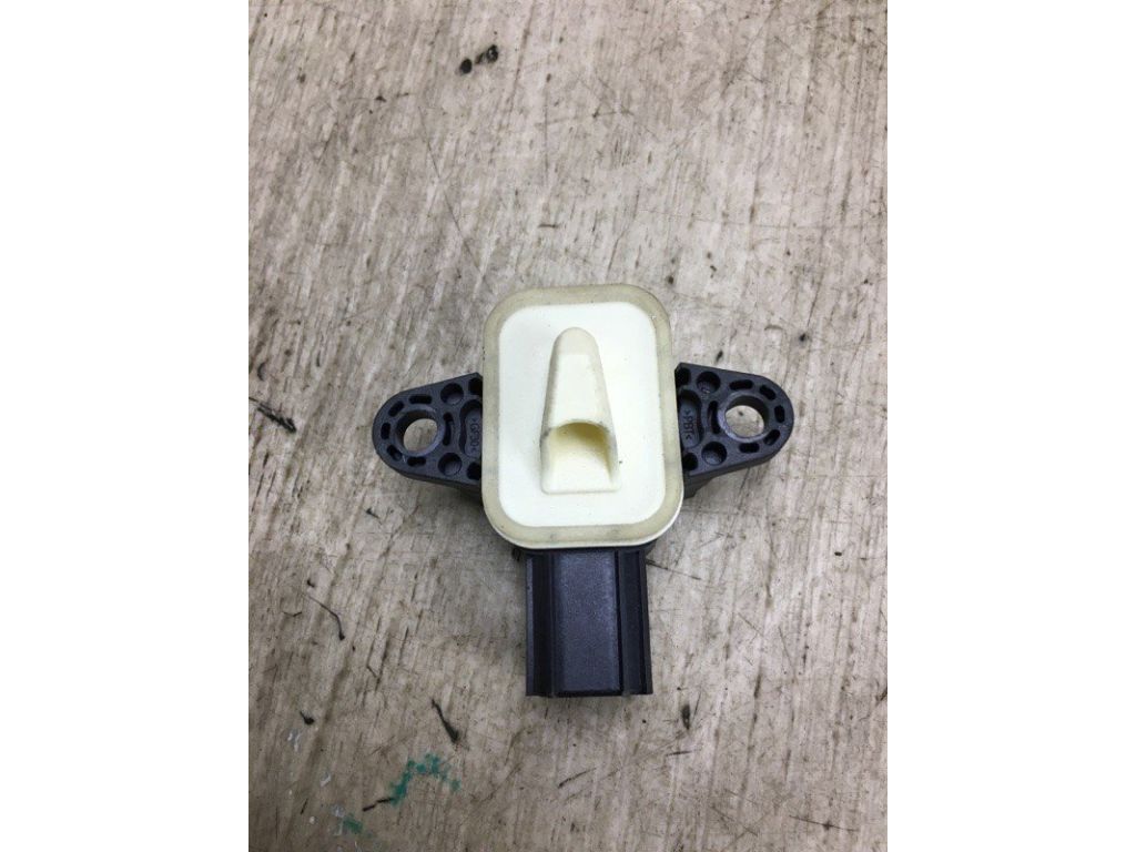 HM5Z-14B345-A | Датчик удару FORD FOCUS 10-18 - Фото 3