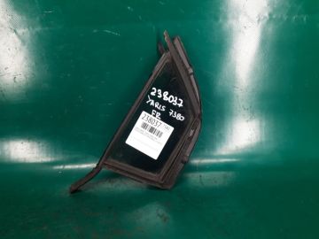Стекло двери глухое передн. прав. TOYOTA YARIS 05–11