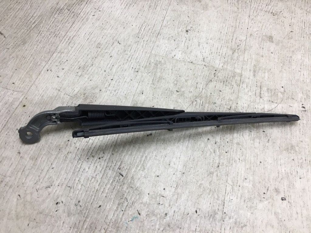 CV6Z-17526-C | Повідець склоочисника задній FORD FOCUS 10-18 - Фото 2