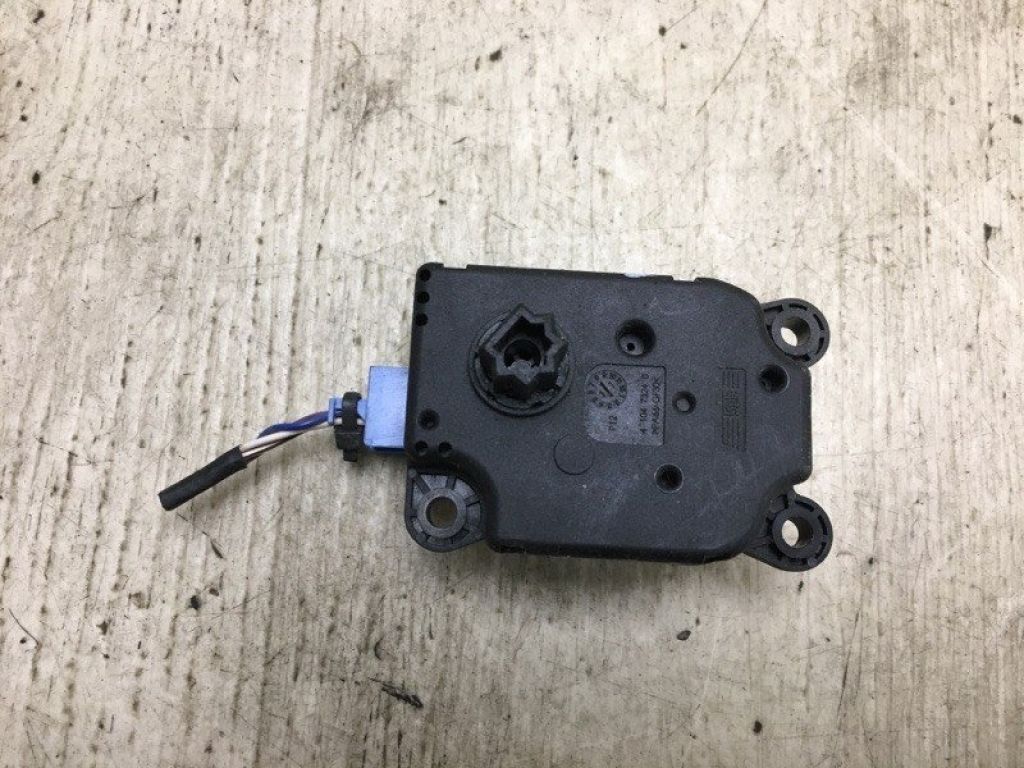 AV6Z19E616A | Моторчик заслінки пічки FORD FOCUS 10-18 - Фото 2