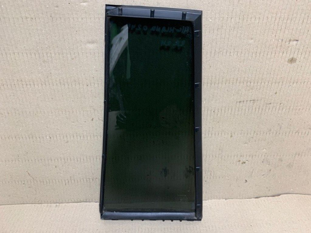 68123-48070 | Стекло двери глухое задн. прав. TOYOTA HIGHLANDER 01-07 - Фото 2