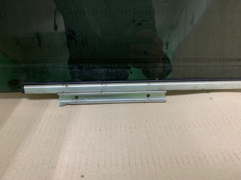 68113-48070 | Скло дверей задн. прав. TOYOTA HIGHLANDER 01-07 - Фото 3