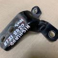 68710-12150 | Петля двері нижня передн. лів. TOYOTA HIGHLANDER 01-07