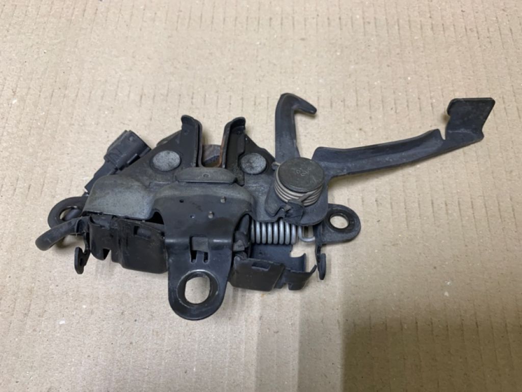 53510-48040 | Замок капота TOYOTA HIGHLANDER 01-07