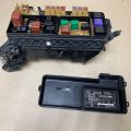 82720-48020 | Блок предохранителей моторный отсек TOYOTA HIGHLANDER 01-07 - Превью 5