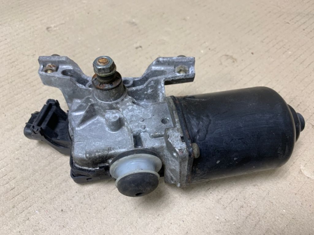 85110-48070 | Моторчик стеклоочистителя передн. TOYOTA HIGHLANDER 01-07