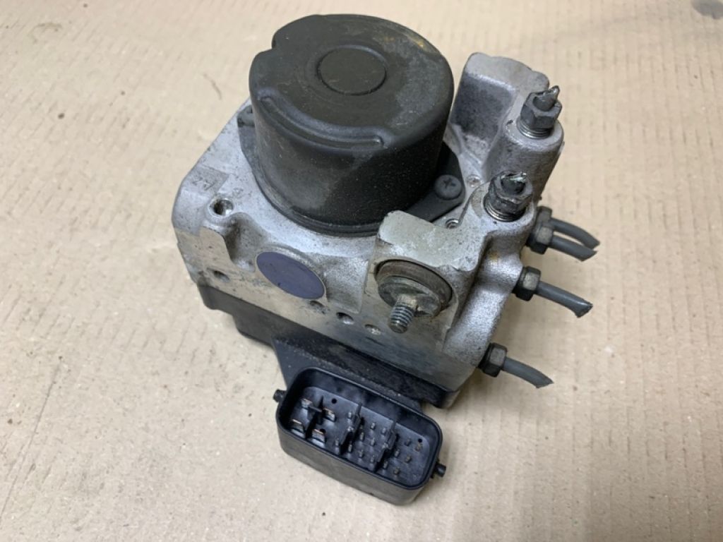 44050-48010 | Блок ABS TOYOTA HIGHLANDER 01-07