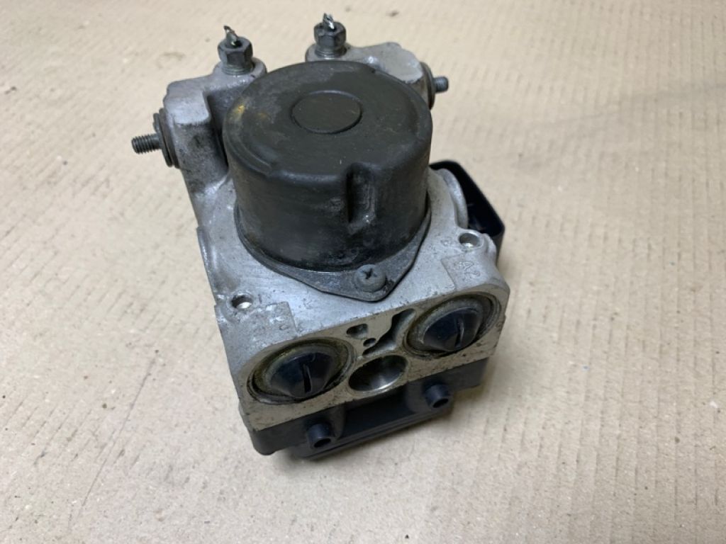 44050-48010 | Блок ABS TOYOTA HIGHLANDER 01-07 - Фото 3