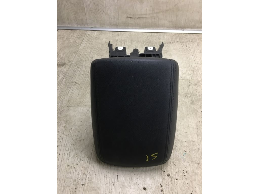 F1EZ-5806024-CB | Подлокотник FORD FOCUS 10-18 - Фото 4