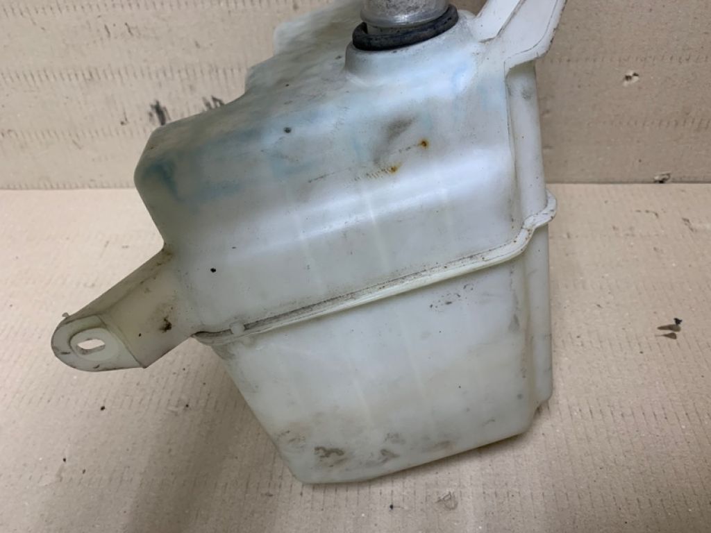 85315-48040 | Бачок омывателя TOYOTA HIGHLANDER 01-07 - Фото 6