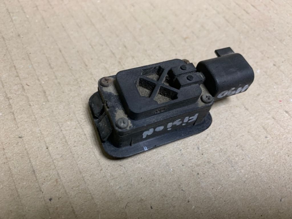 1L2Z-14018-AC | Кнопка открывания багажника наружная FORD FUSION 14- - Фото 3