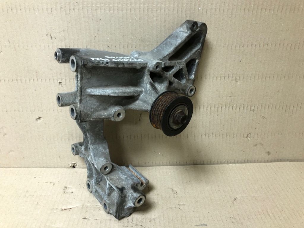 1801A100 | Кронштейн генератора MITSUBISHI ASX / OUTLANDER SPORT 10-21