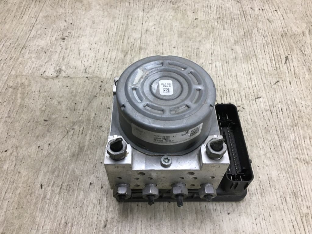 F1FZ-2C405-L | Блок ABS FORD FOCUS 10-18