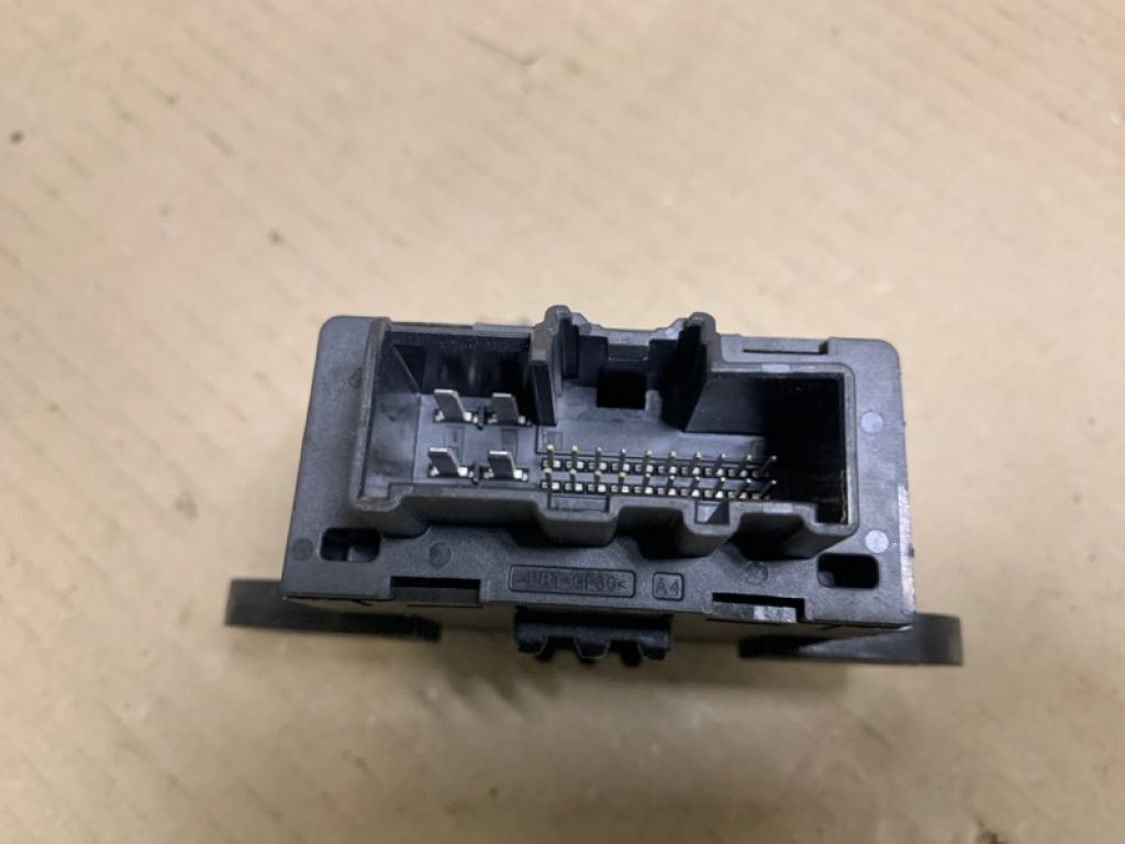 DG9Z-9923394-E | Блок управления дверей задн. лев. FORD FUSION 14- - Фото 4