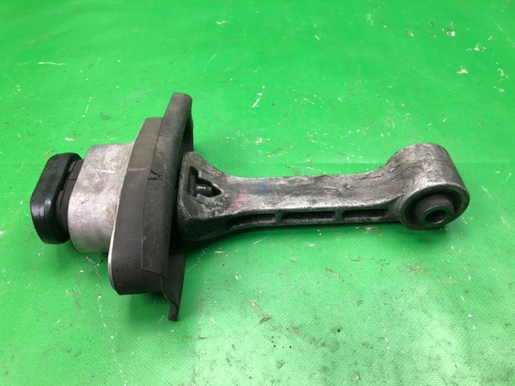 21950-2T000 | Подушка двигателя нижняя HYUNDAI SONATA YF 10-14