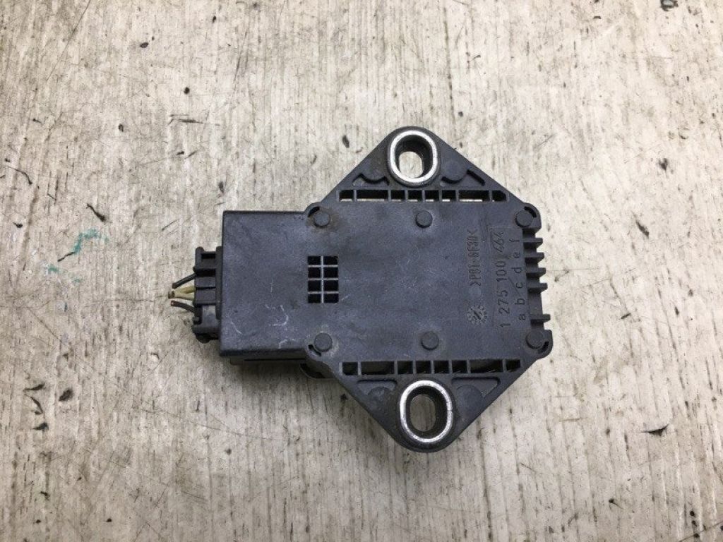 95690-3K500 | Датчик ускорения HYUNDAI SONATA YF 10-14 - Фото 2