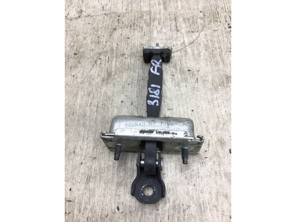 68082442AE | Ограничитель двери передн. прав. DODGE DART 12-16 - Фото 3