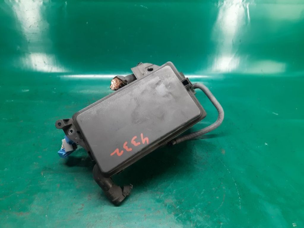 82666-30730 | Блок предохранителей моторный отсек LEXUS GS350 GS300 05-11 - Фото 4