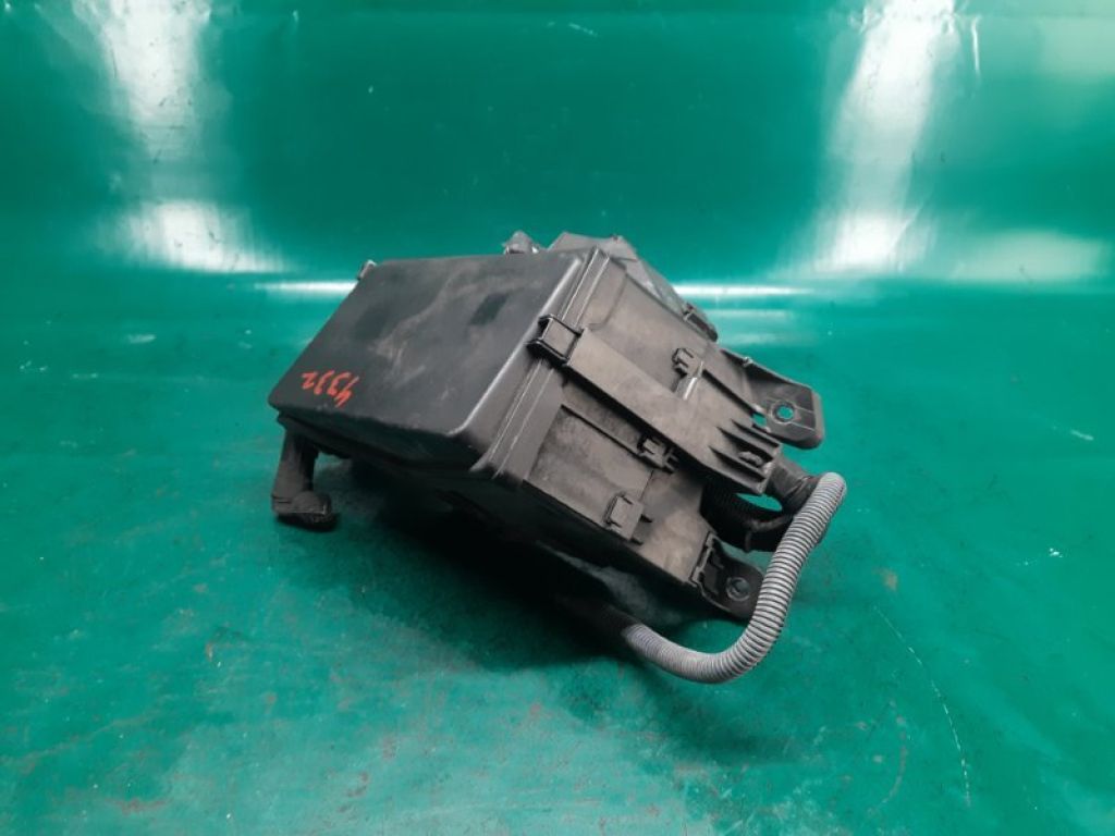 82666-30730 | Блок предохранителей моторный отсек LEXUS GS350 GS300 05-11 - Фото 5