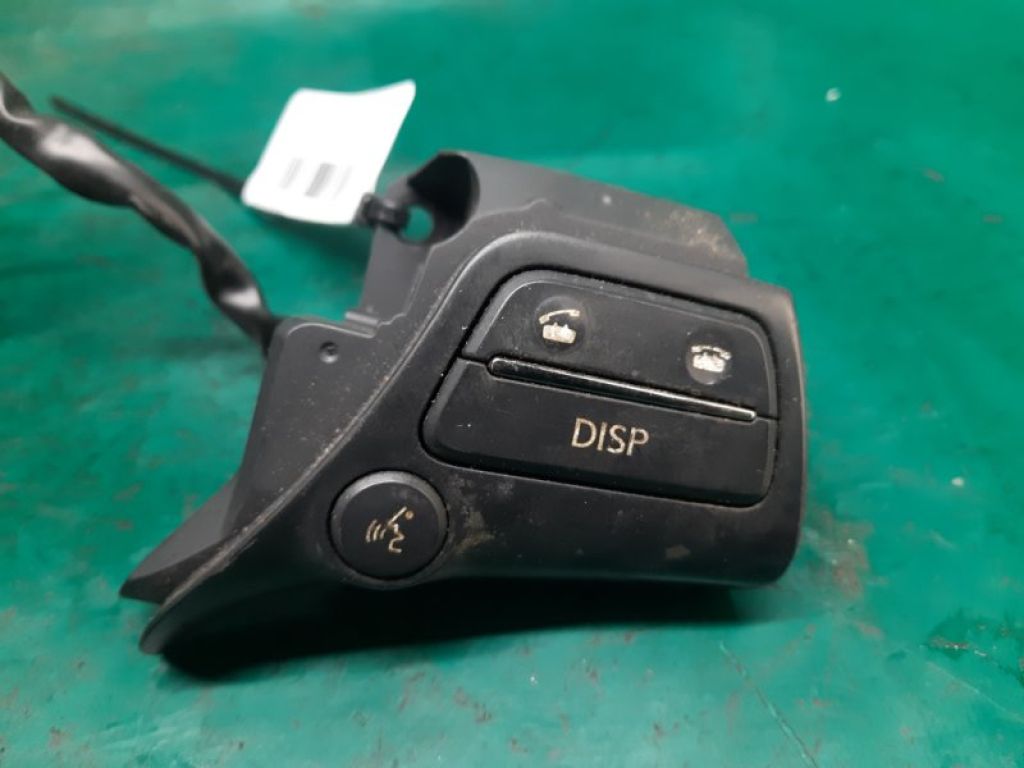 84250-30080-C0 | Кнопки руля LEXUS GS350 GS300 05-11 - Фото 4