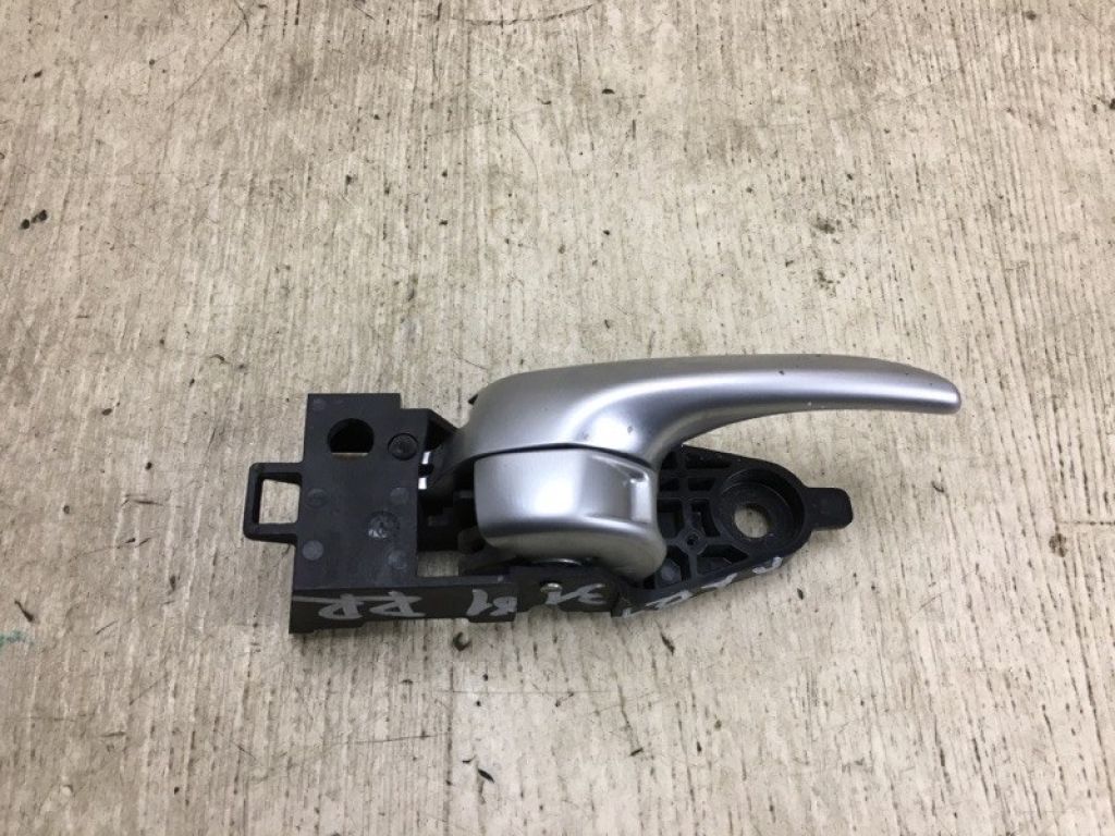 68170242AB | Ручка дверей внутрішня задн. прав. DODGE DART 12-16