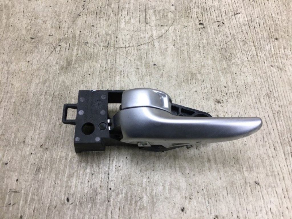 68170243AB | Ручка дверей внутрішня задн. лів. DODGE DART 12-16 - Фото 2