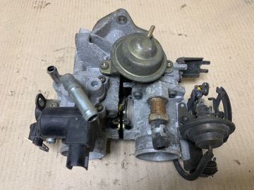 Дросельна заслінка TOYOTA HIGHLANDER 01-07 Дросельна заслінка TOYOTA HIGHLANDER 01-07