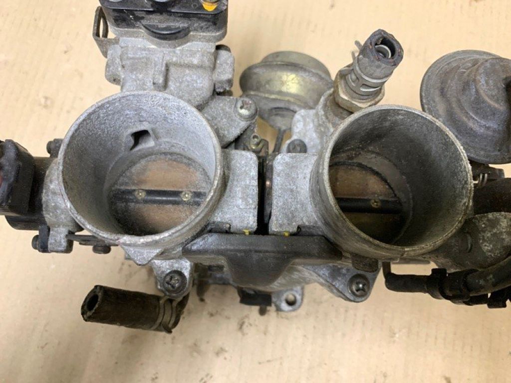 22210-20180 | Дросельна заслінка TOYOTA HIGHLANDER 01-07 - Фото 9