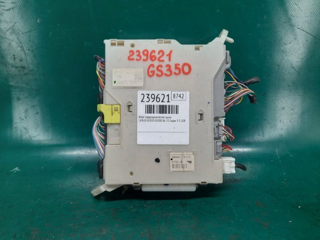 82730-30D22 | Блок предохранителей салон прав. LEXUS GS350 GS300 05-11
