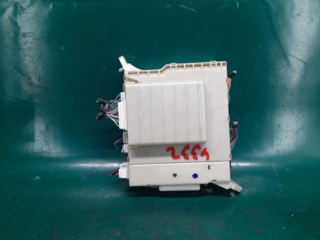 82730-30D22 | Блок предохранителей салон прав. LEXUS GS350 GS300 05-11 - Фото 2