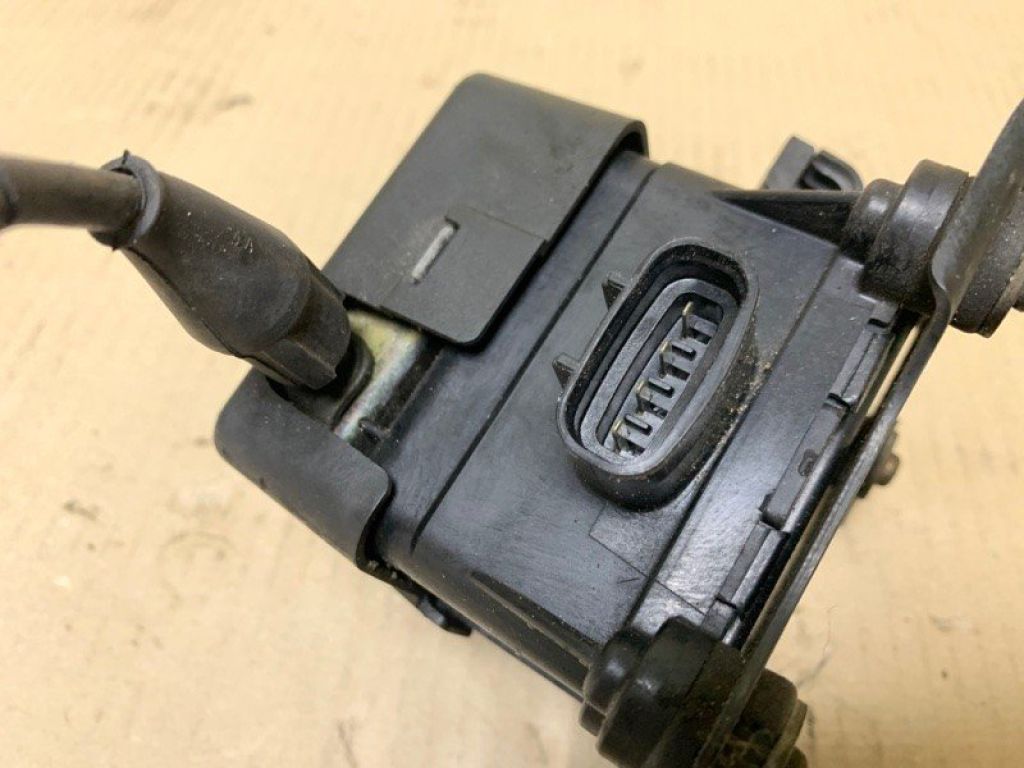 88200-48020 | Моторчик привода круиз контроля TOYOTA HIGHLANDER 01-07 - Фото 5