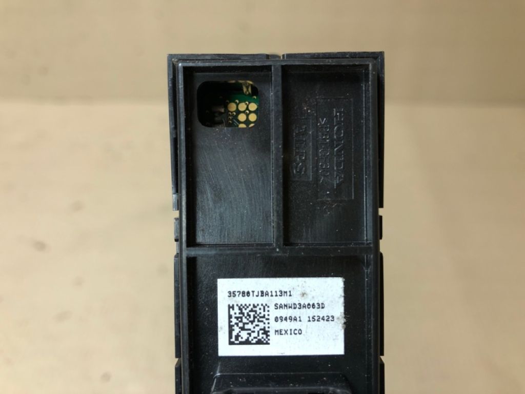 35780-TJB-A11 | Кнопка склопідіймача задн. лів. ACURA RDX 19- - Фото 4