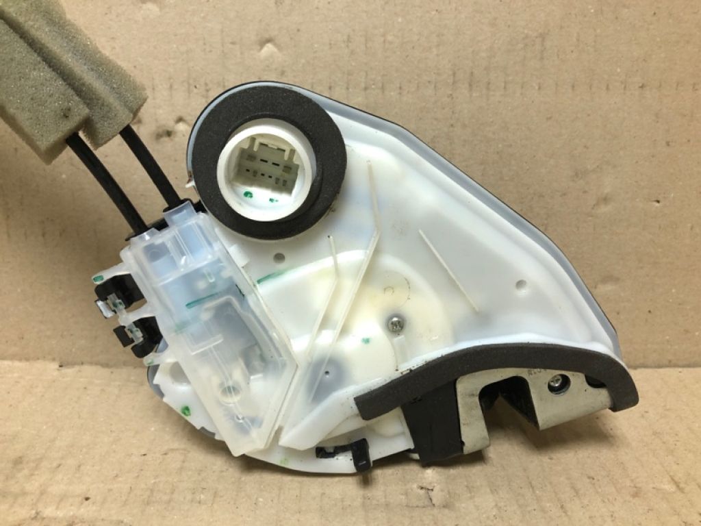 72610-TVA-A01 | Замок двері задн. прав. ACURA RDX 19-