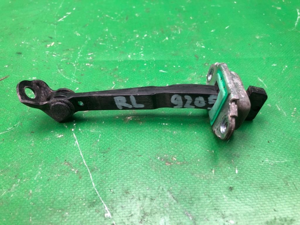 794801M000 | Ограничитель двери задн. лев. KIA FORTE/CERATO TD 08-13