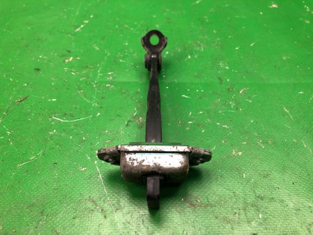 794801M000 | Ограничитель двери задн. лев. KIA FORTE/CERATO TD 08-13 - Фото 2