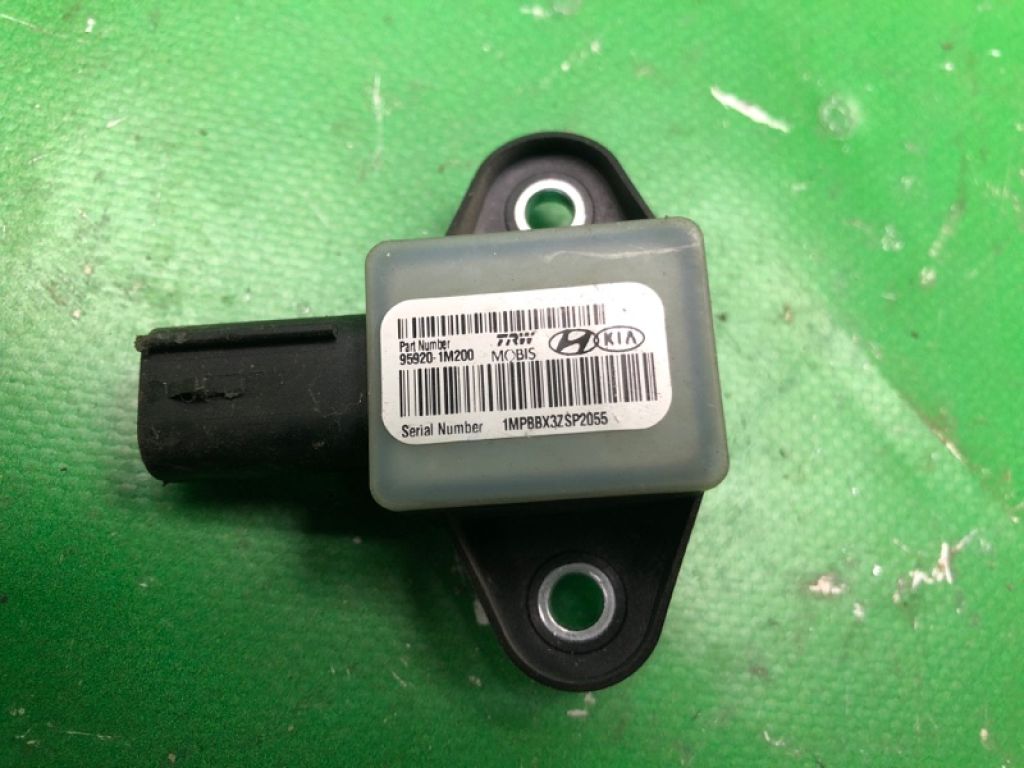 95920-1M200 | Датчик удару KIA FORTE/CERATO TD 08-13 - Фото 3