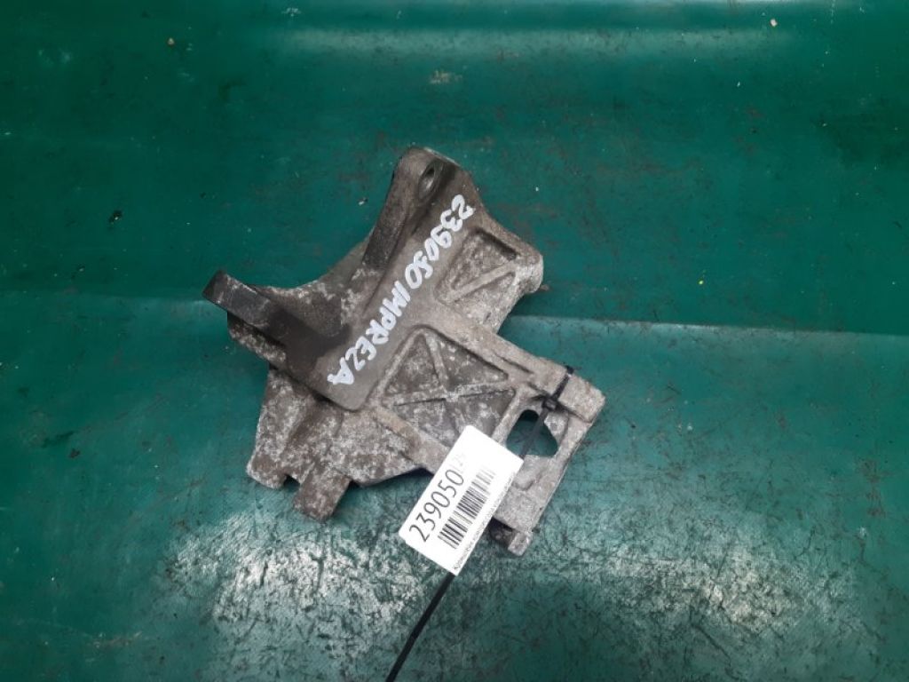 73611SA010 | Кронштейн компресора кондиціонера SUBARU IMPREZA 07-11 GE/GH