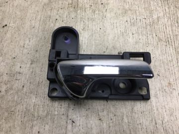 Ручка дверей внутрішня задн. прав. DODGE JOURNEY 08-20